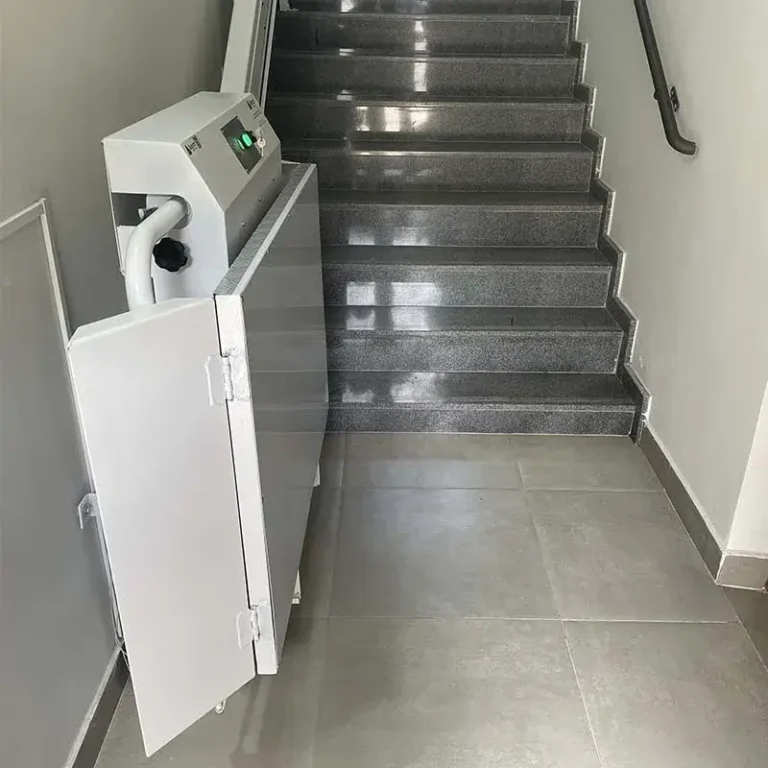 elevador-plataforma-escada-04